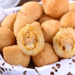 mini coxinha de frango com catupiry